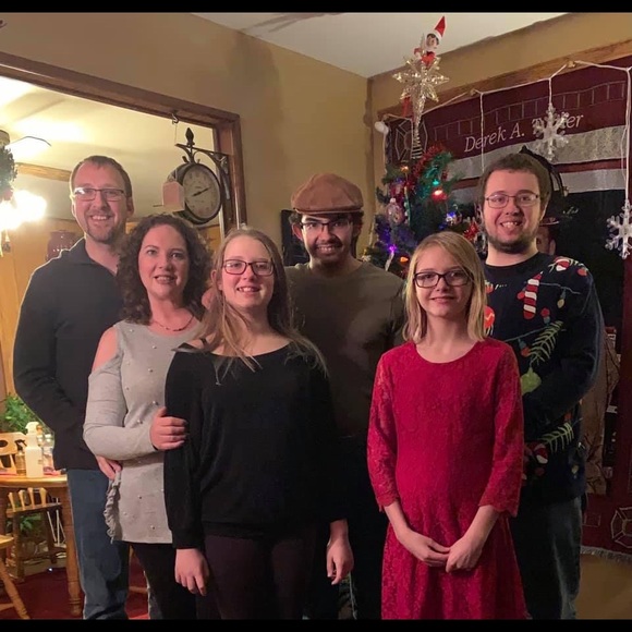 Meet your Posher, Rhonda - Picture 2 of 2